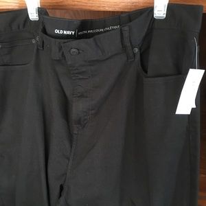 Men’s old navy 42x32 black jeans/khakis New